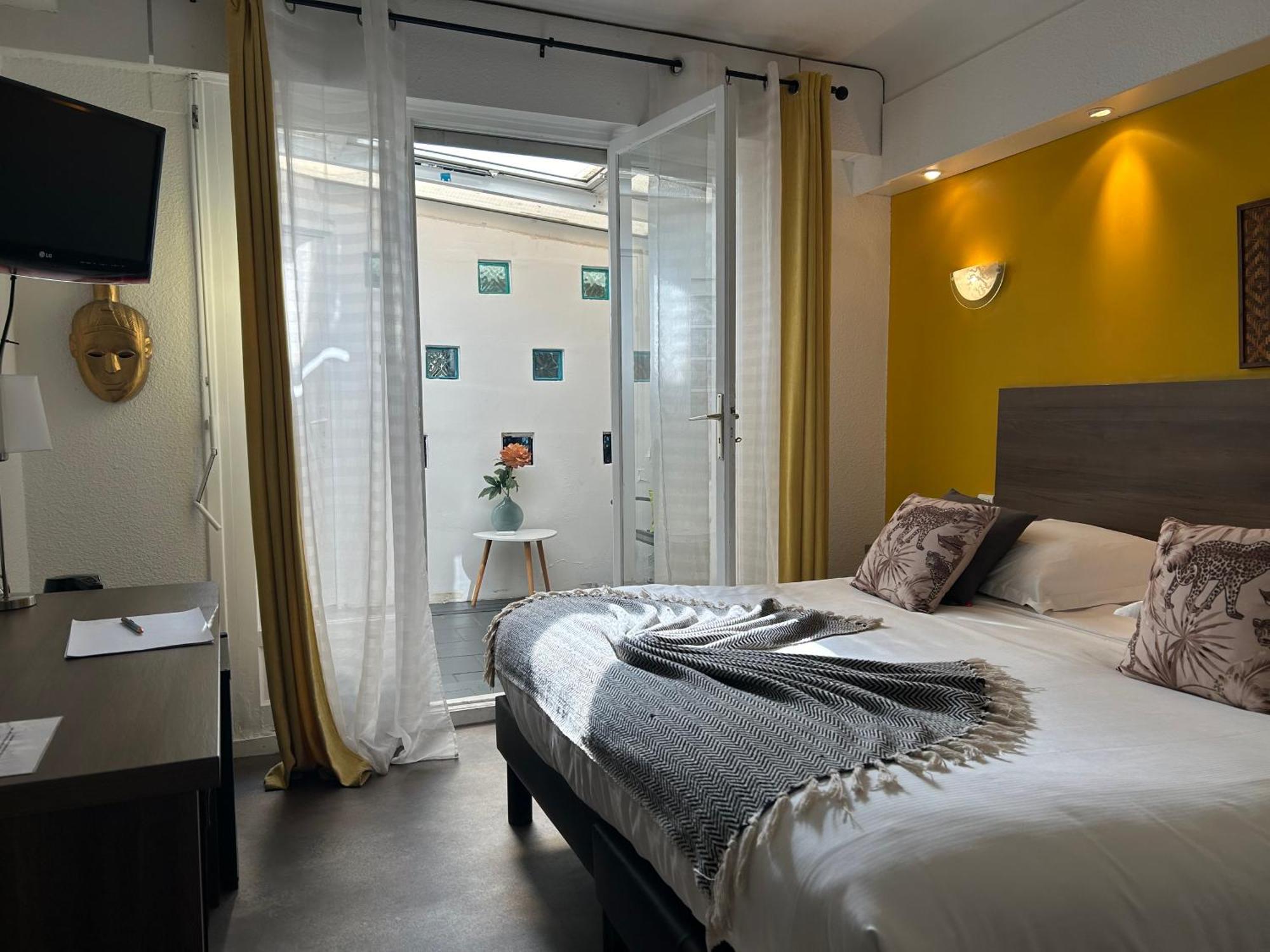 Hotel Ath Athénée